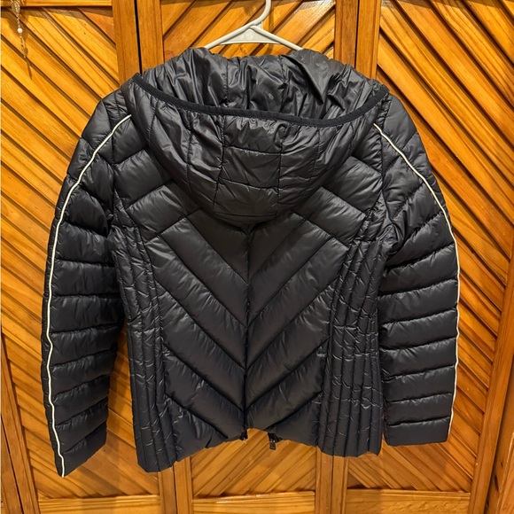 BCBG Generation lightweight jacket - Picture 3 of 3